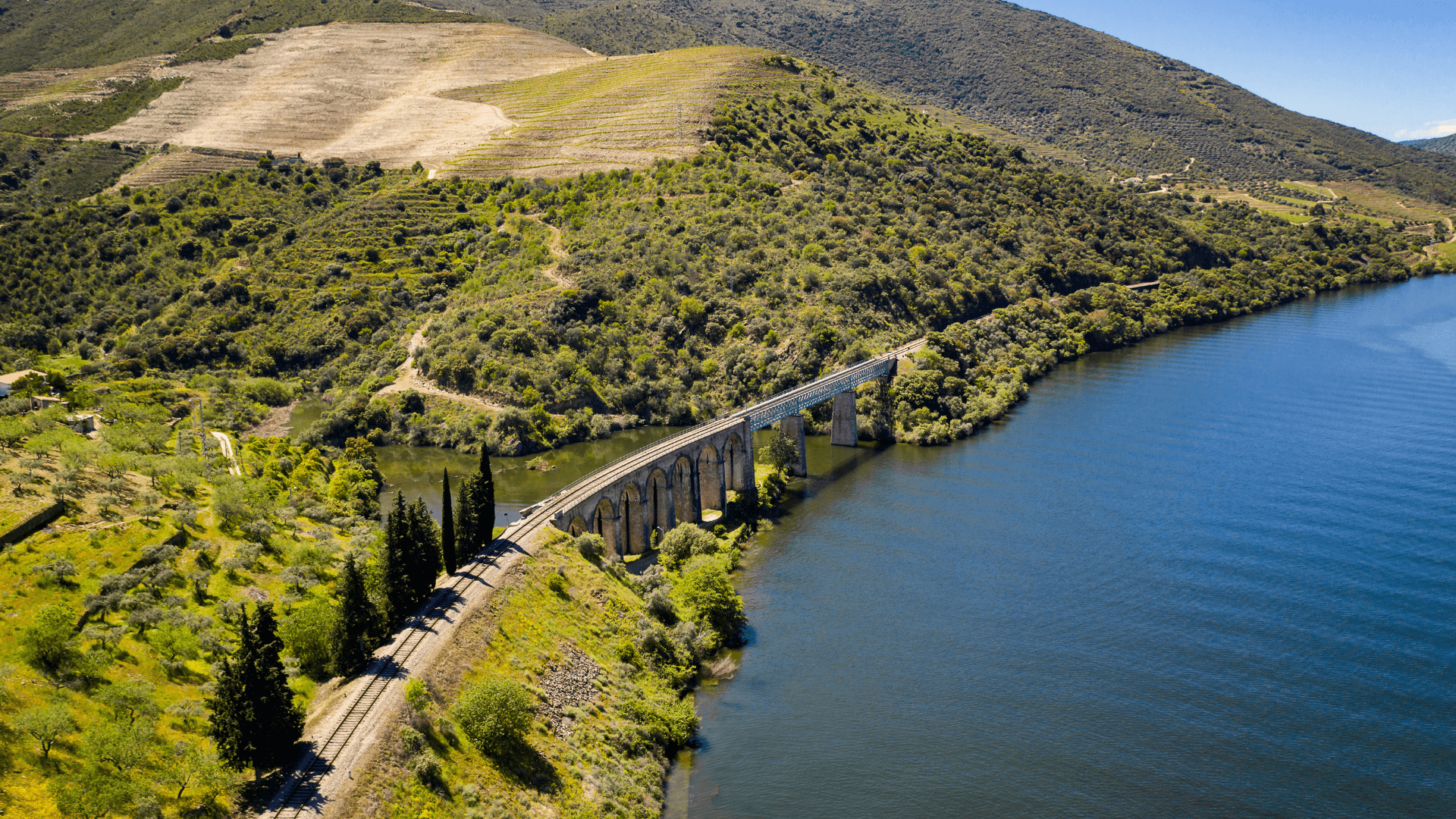 Douro Valley railway line