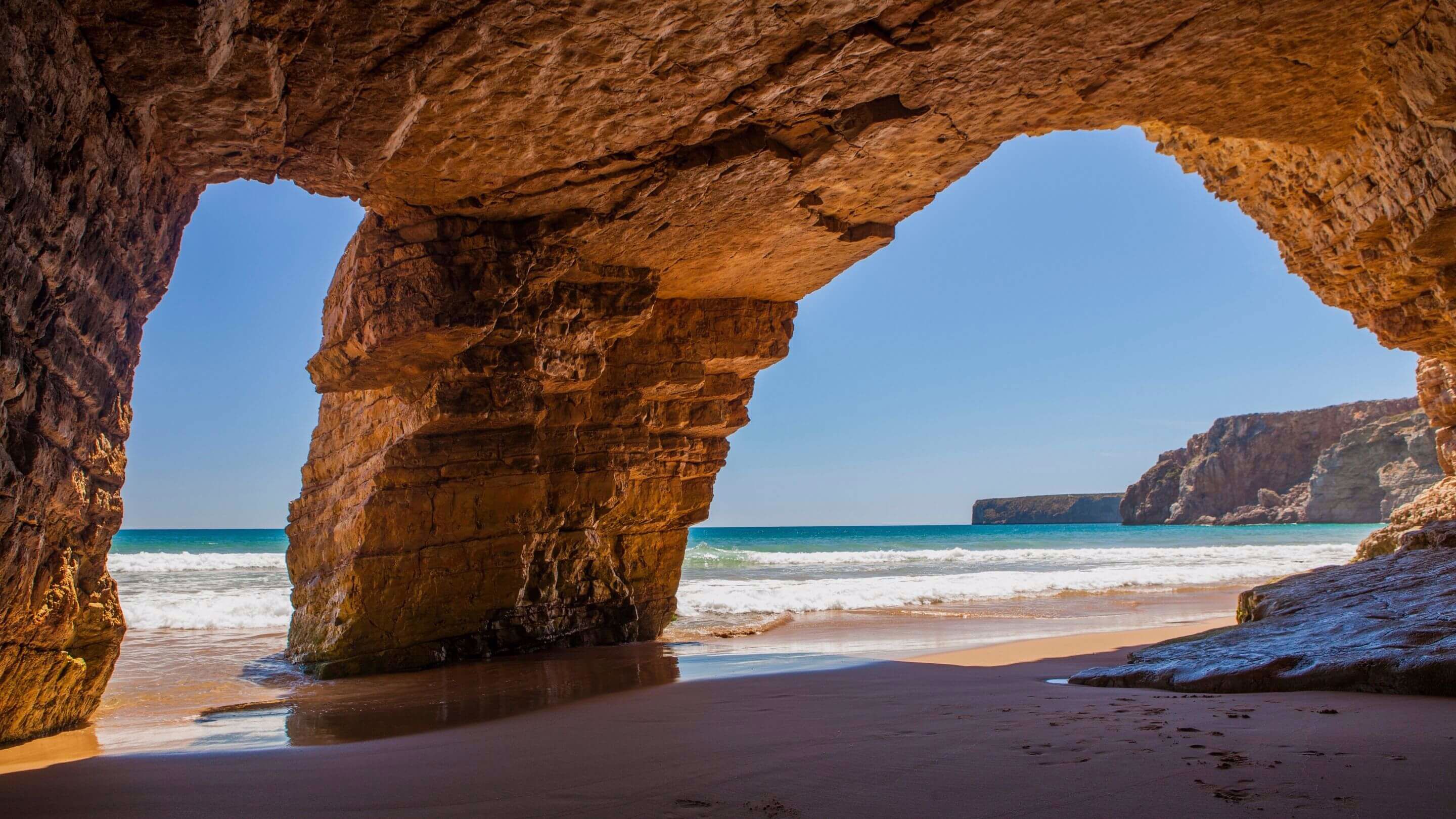 Beach cave Algarve